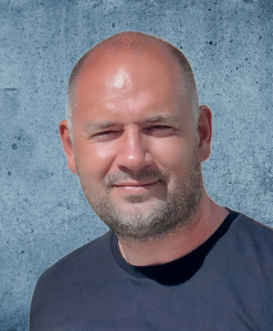 profile - lars